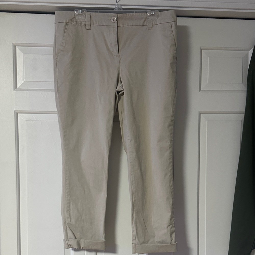 New York & Company Tan Cropped Pants